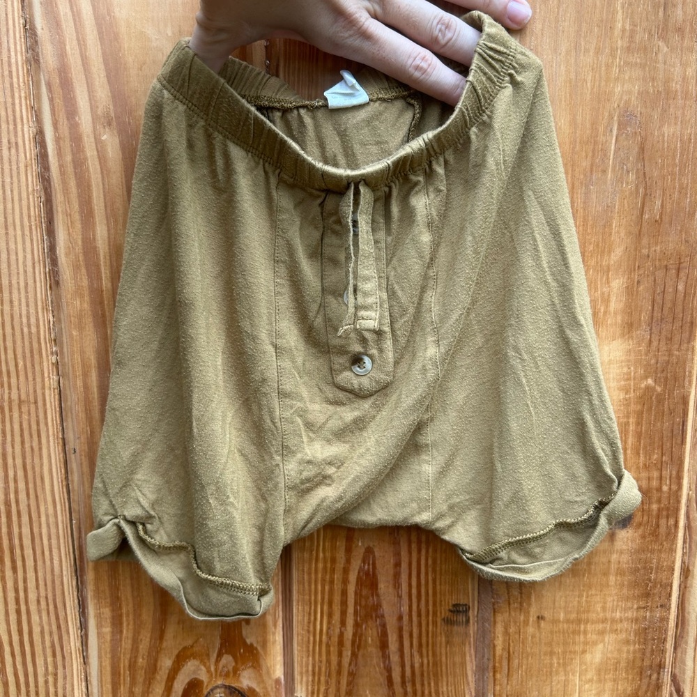 Kate Quinn shorts
